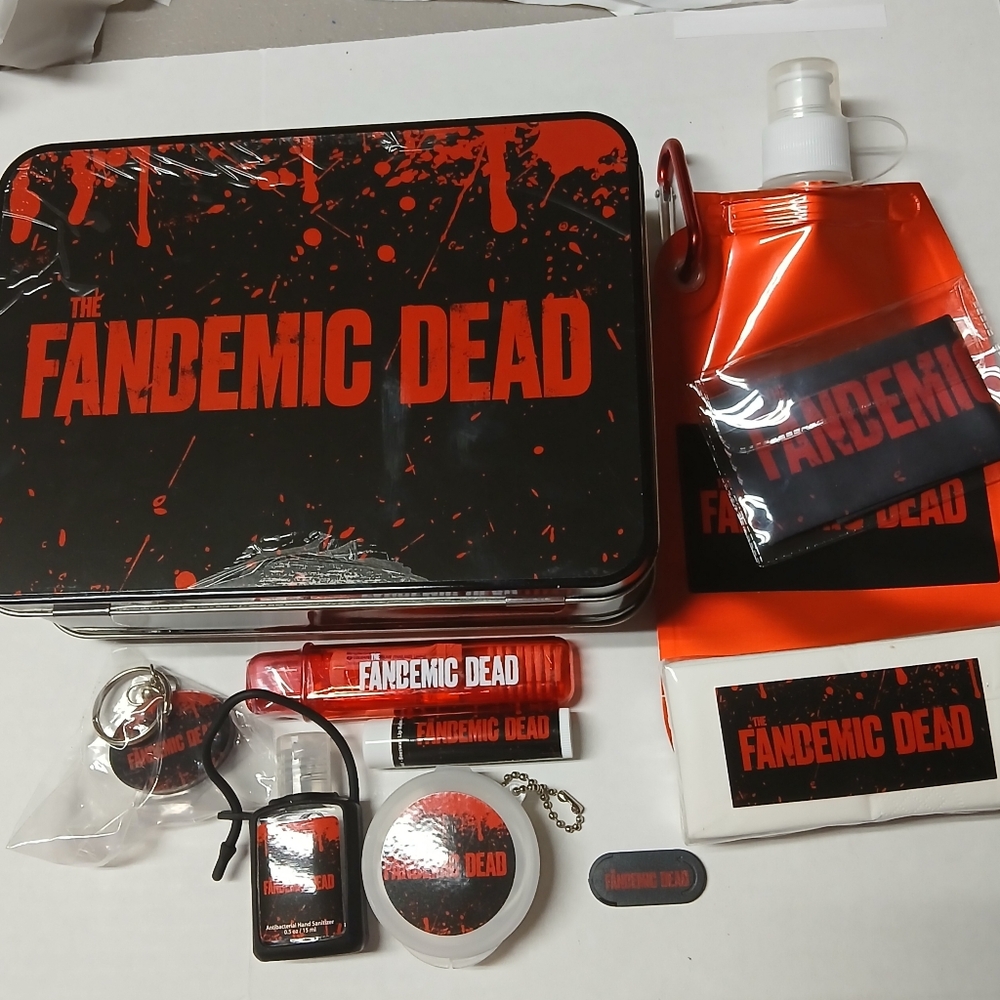 The Walking Dead Fandemic Event Lunchbox w/ Extras RARE Promo Con Swag Lunch Box